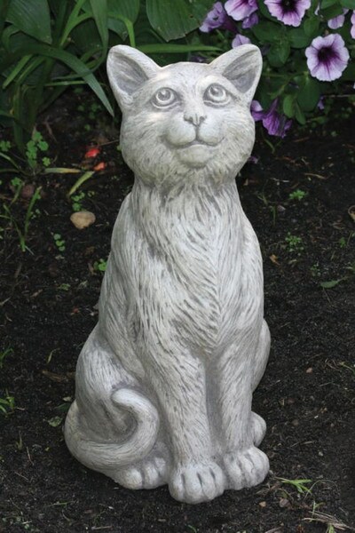 Sitting Cat Cement Garden Statuary Sculpted Smiling Face Kitty Art